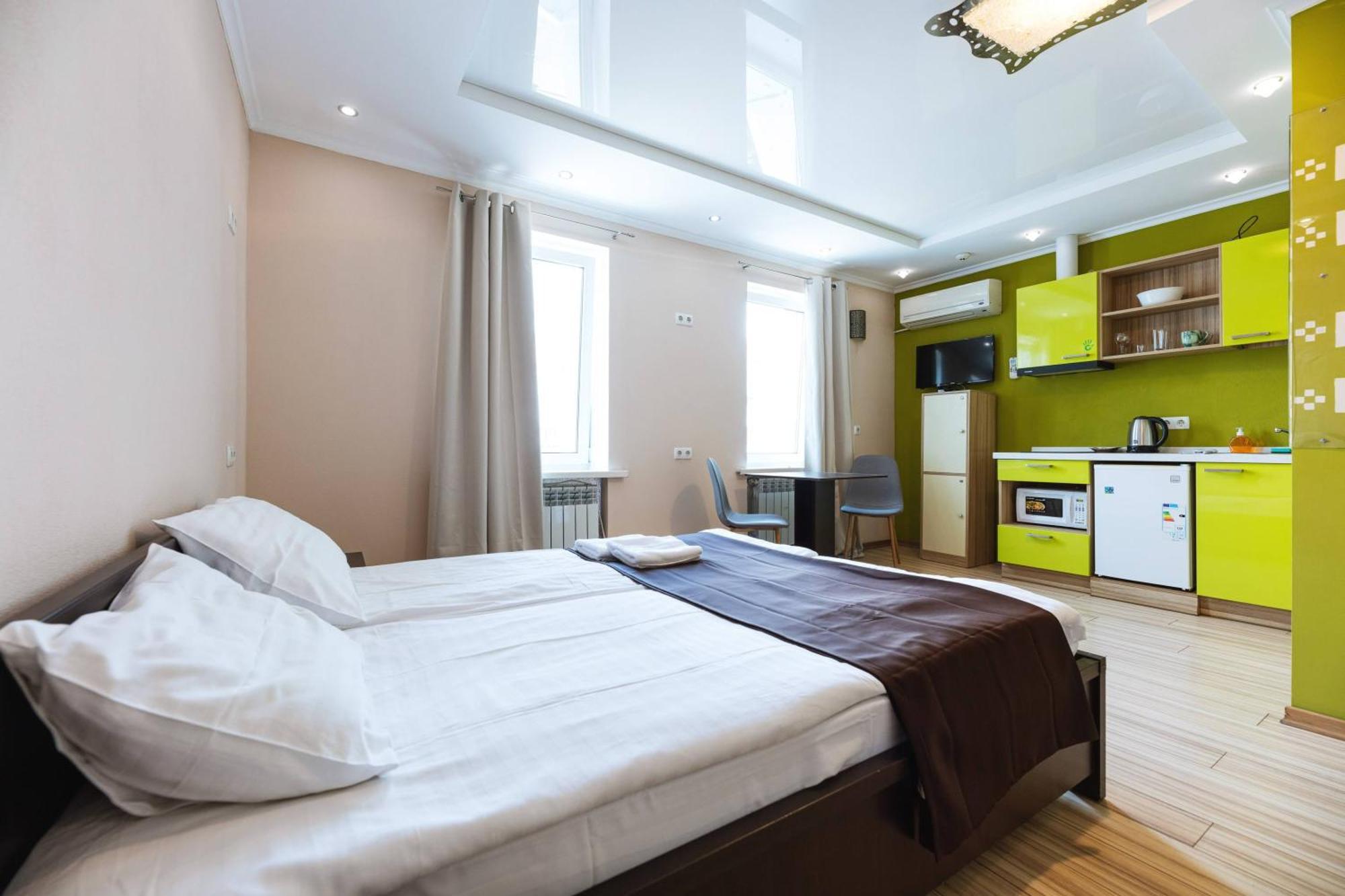 Guest House "Vladimirskaya 42" Kiev Eksteriør bilde
