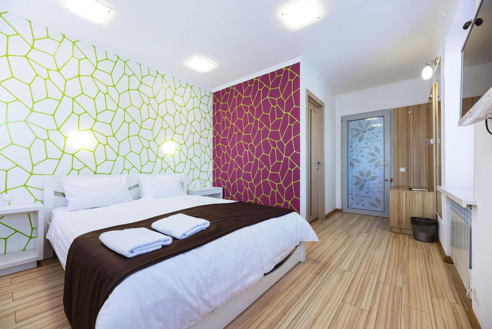 Guest House "Vladimirskaya 42" Kiev Eksteriør bilde