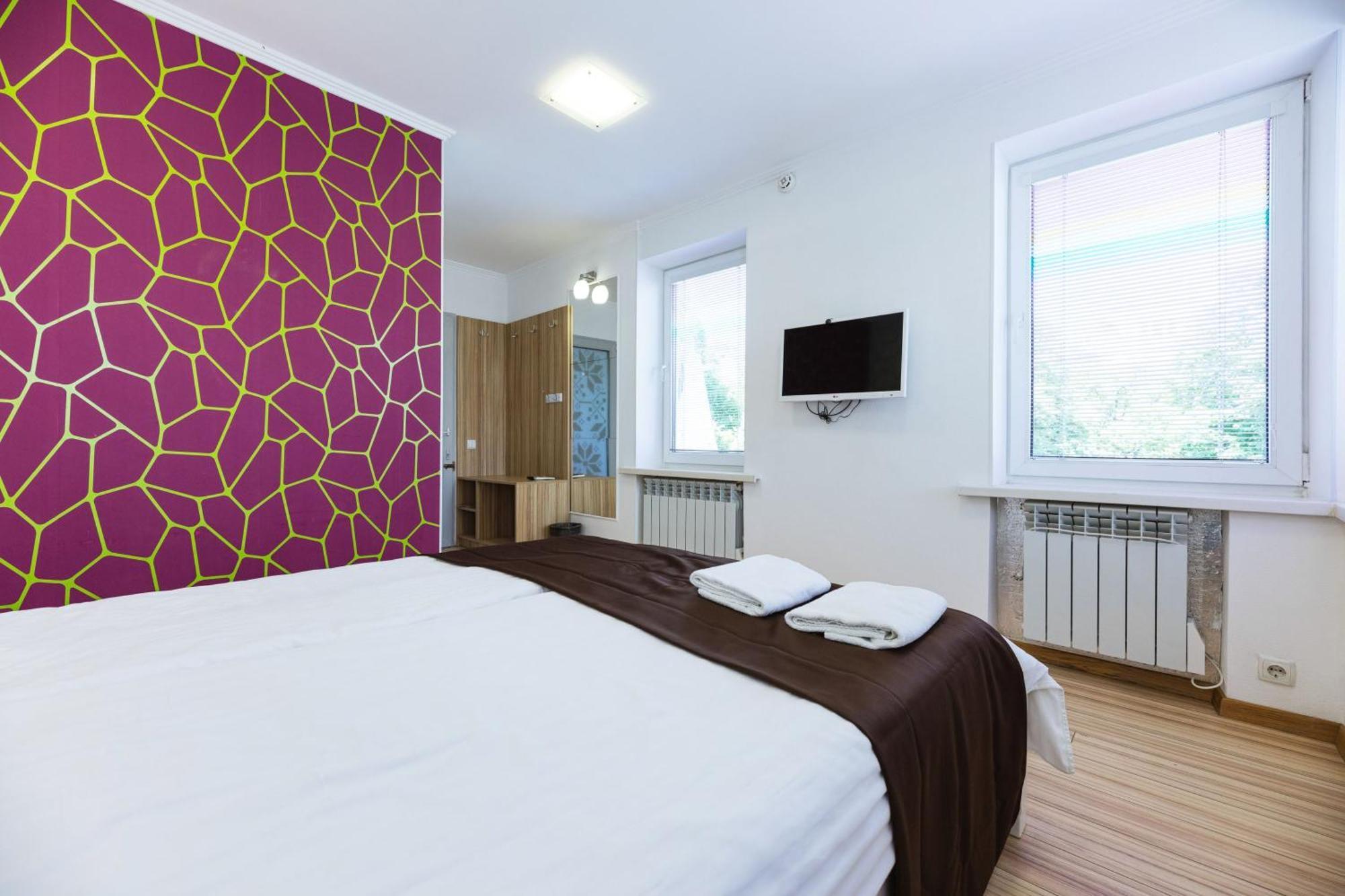 Guest House "Vladimirskaya 42" Kiev Eksteriør bilde