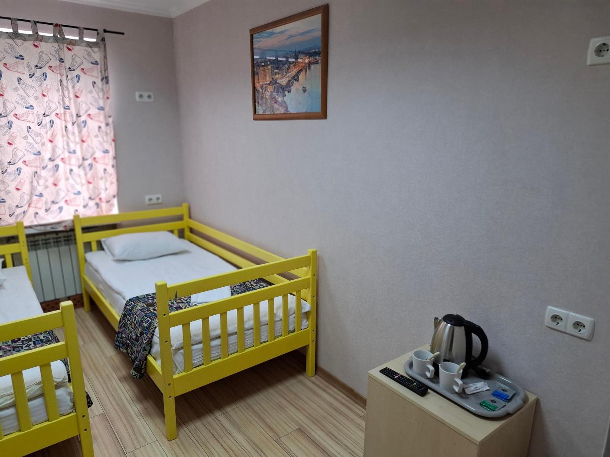 Guest House "Vladimirskaya 42" Kiev Eksteriør bilde